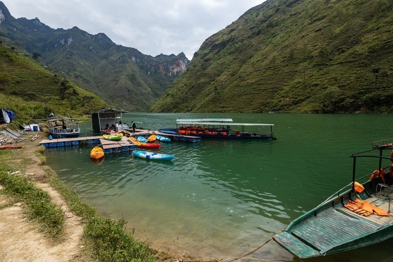 Best Destinations For Adventurous Couples Best Destinations For Adventurous Couples